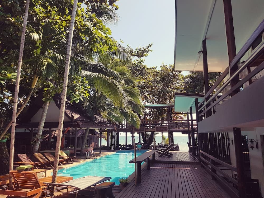 Apple Beachfront Resort