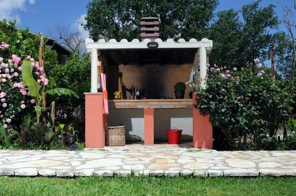 Barbekü/piknik alanı