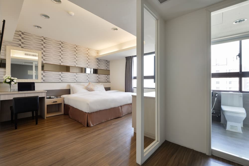 Taichung Saint Hotel