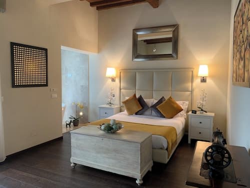 Florence Art Apartments