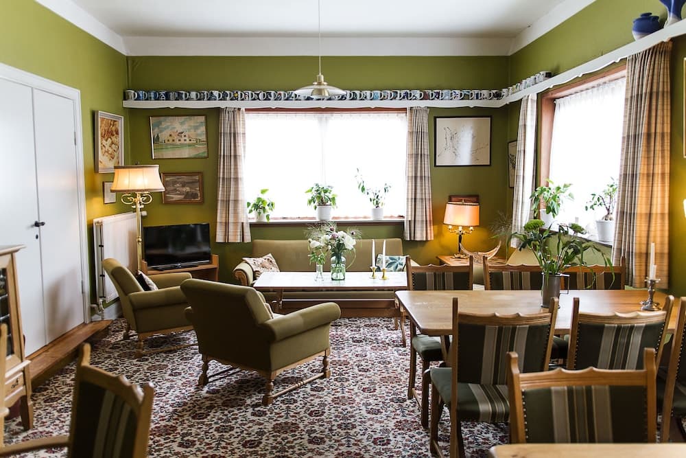 Lobi dinlenme salonu