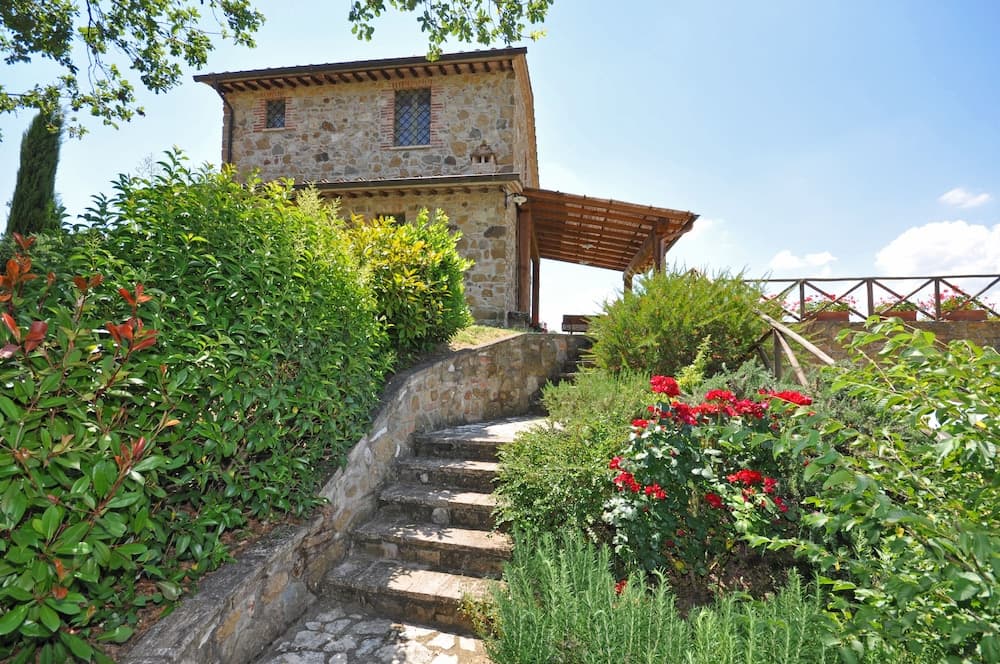 Konaklama yerinin ön cephesi