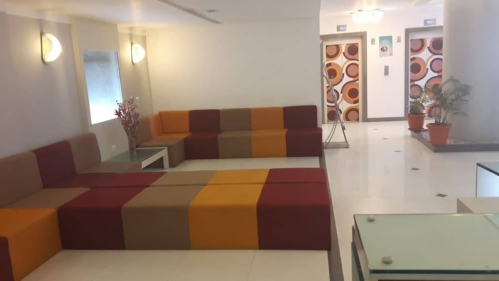 Lobi oturma alanı