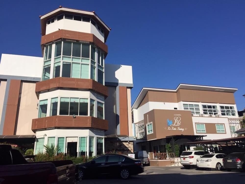 Hotel Le Lerts Living