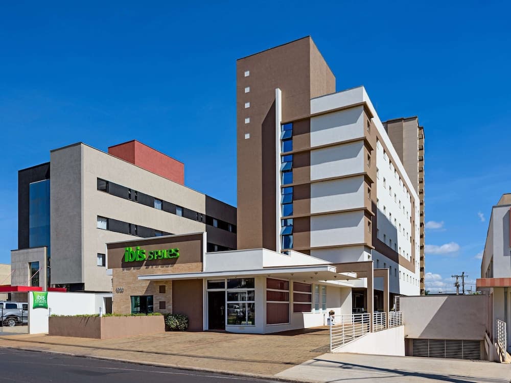 Ibis Styles Ribeirão Preto Braz Olaia