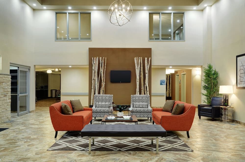 Pomeroy Inn And Suites Vermilion