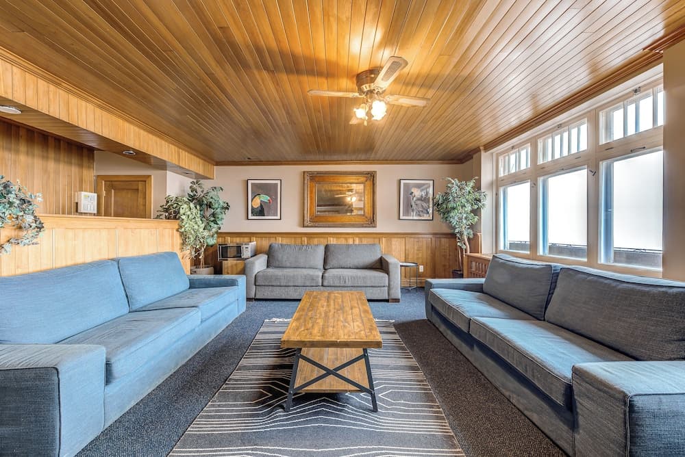 North House - Manoir des Remparts / Hotel Automatisé