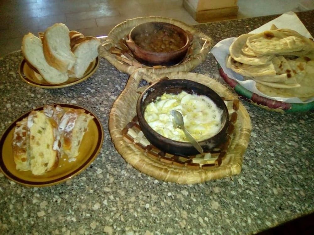 Yemek sevisi
