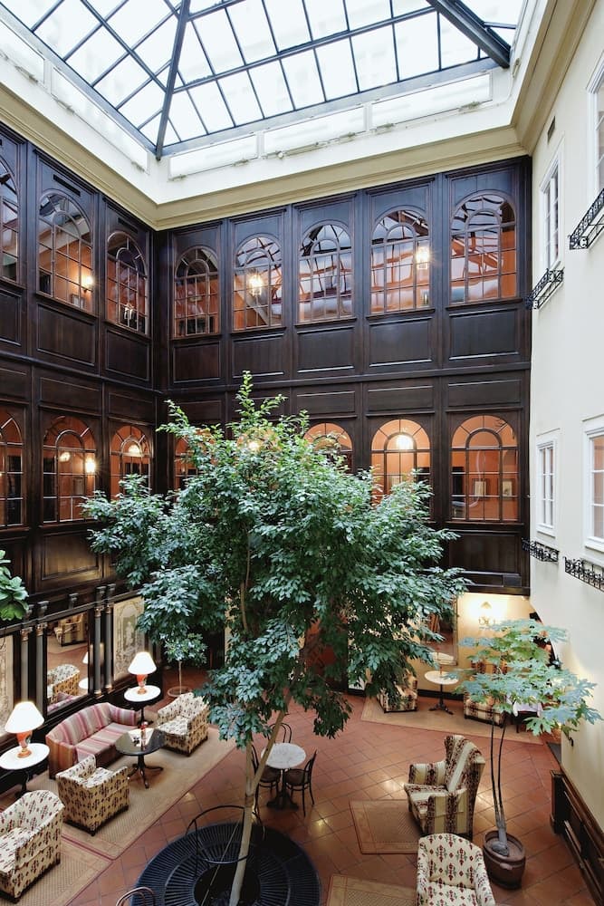 Lobi dinlenme salonu