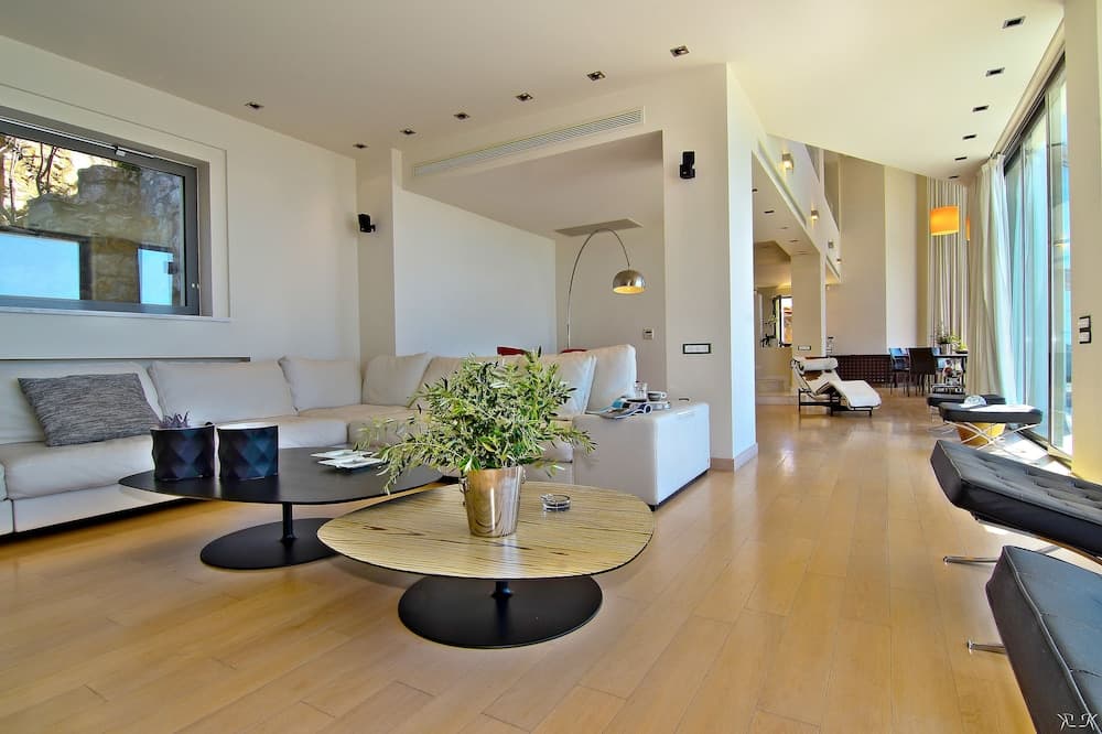 Lobi dinlenme salonu