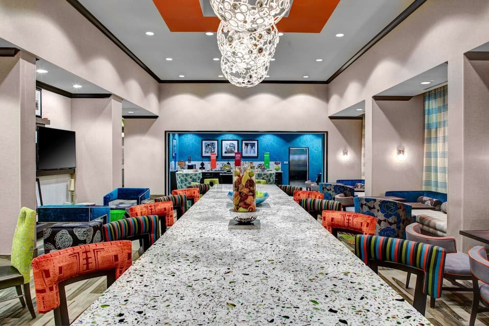 Hampton Inn & Suites by Hilton Atlanta Perimeter Dunwoody