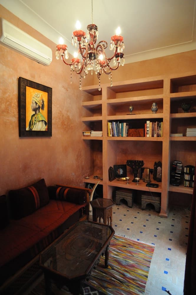 Lobi dinlenme salonu