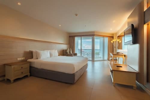 Sandy Spring Hotel
