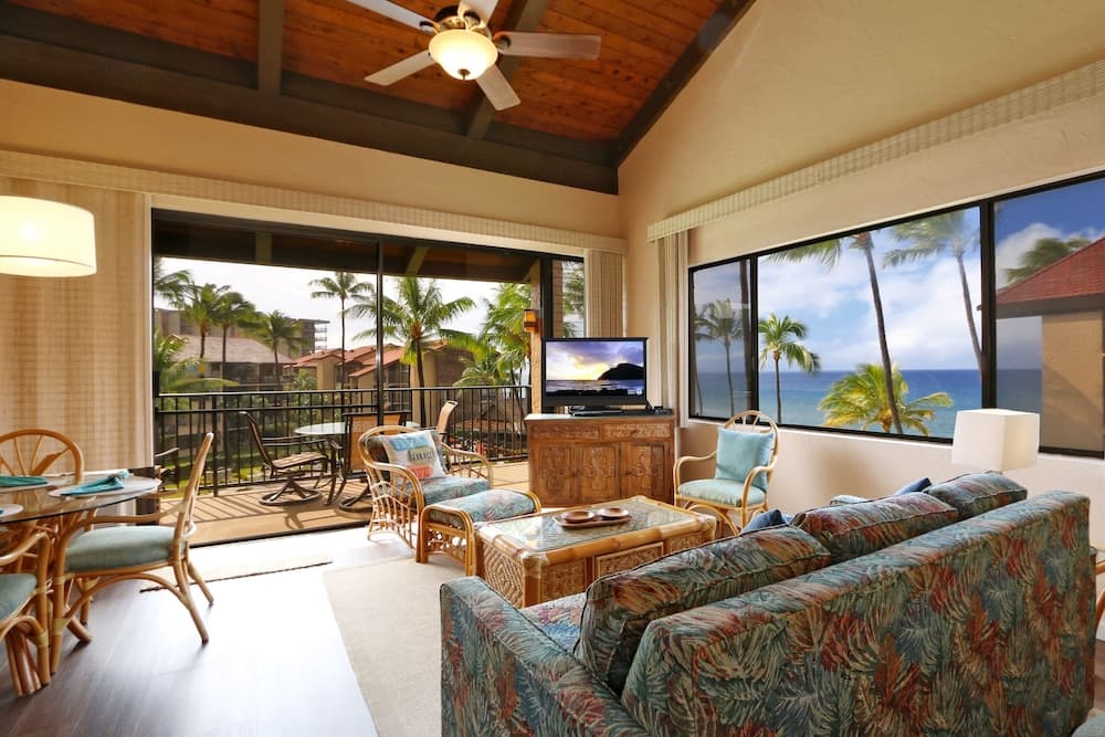 Papakea #g408 2 Bedroom Condo by RedAwning