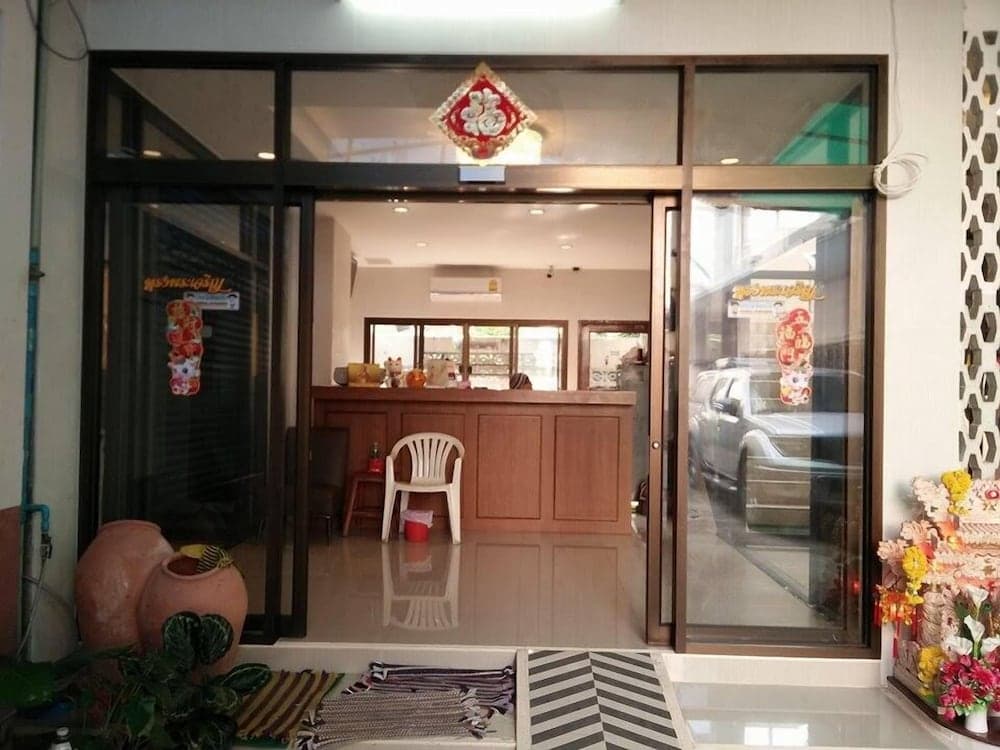 Suksawad Hotel