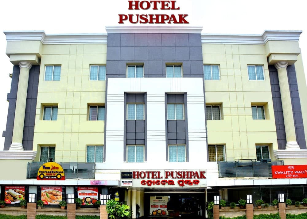 Hotel Pushpak