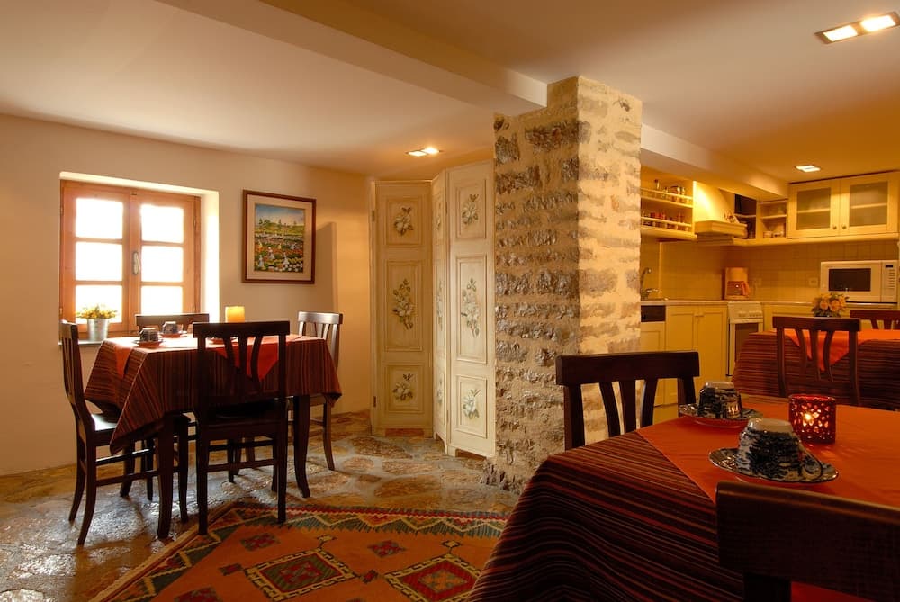 Giriş/çıkış büfesi