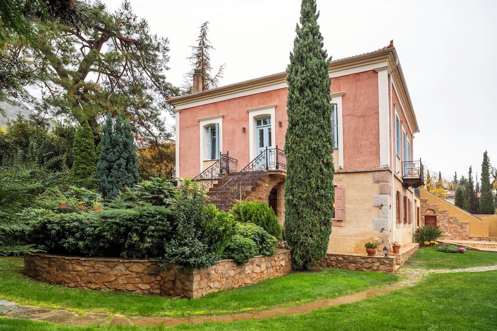 Archontiko Parnassus Dadi