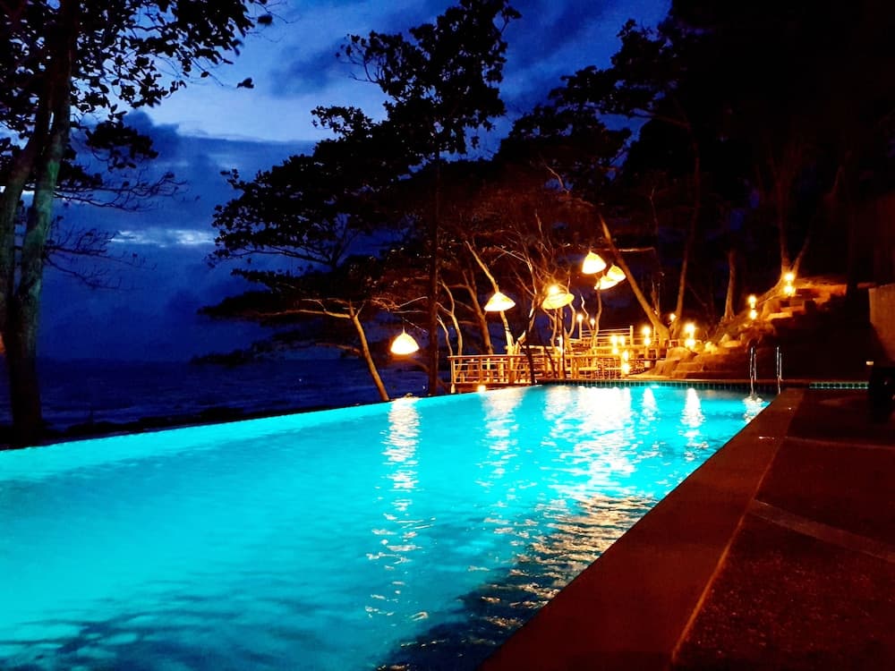 Coco Cape Lanta Resort