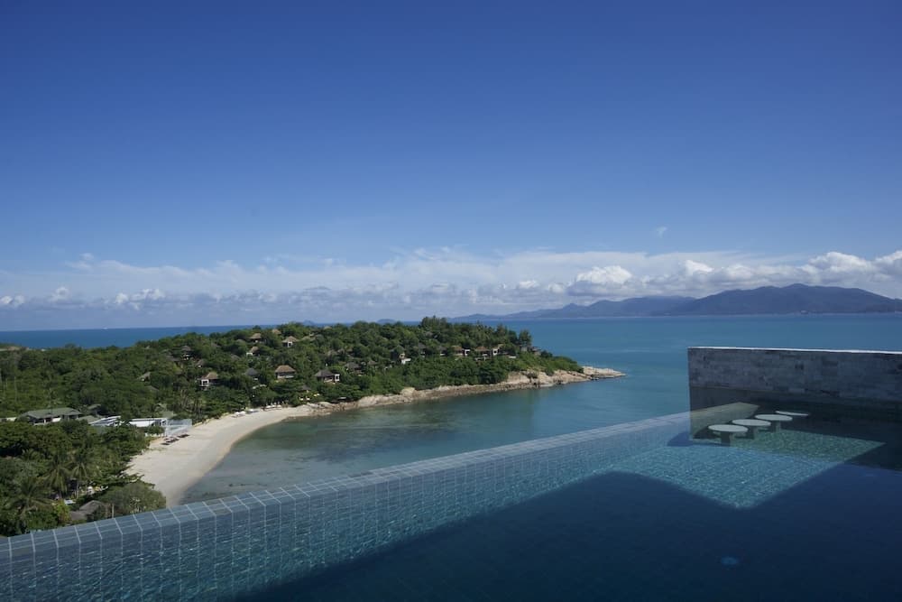 RED SKY beach view villa