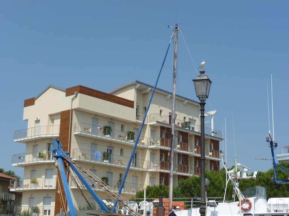 Konaklama yerinin ön cephesi