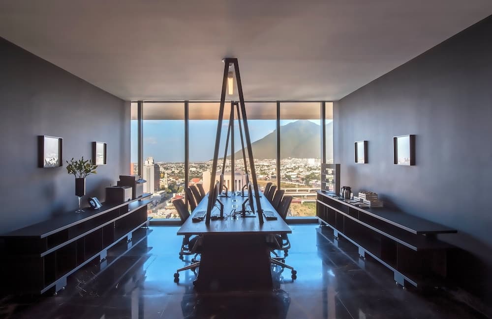 Toplantı salonu/imkânları