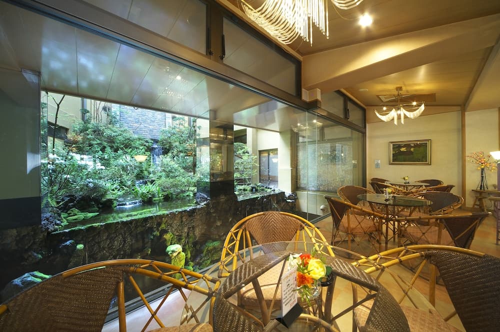 Lobi dinlenme salonu