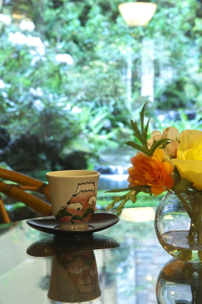 Lobi dinlenme salonu