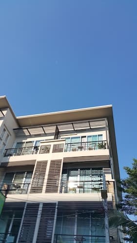 Admire House