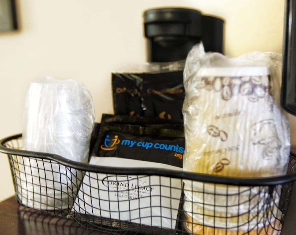Kahve ve/veya kahve makinesi