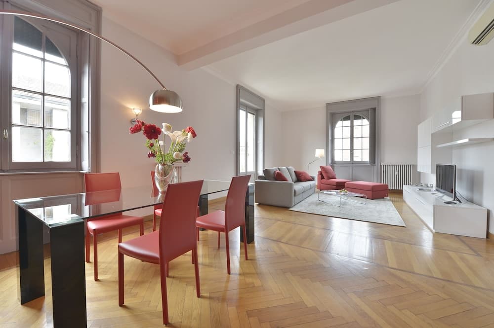 At Home - Porta Romana