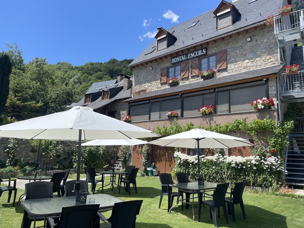 Hostal Escuils