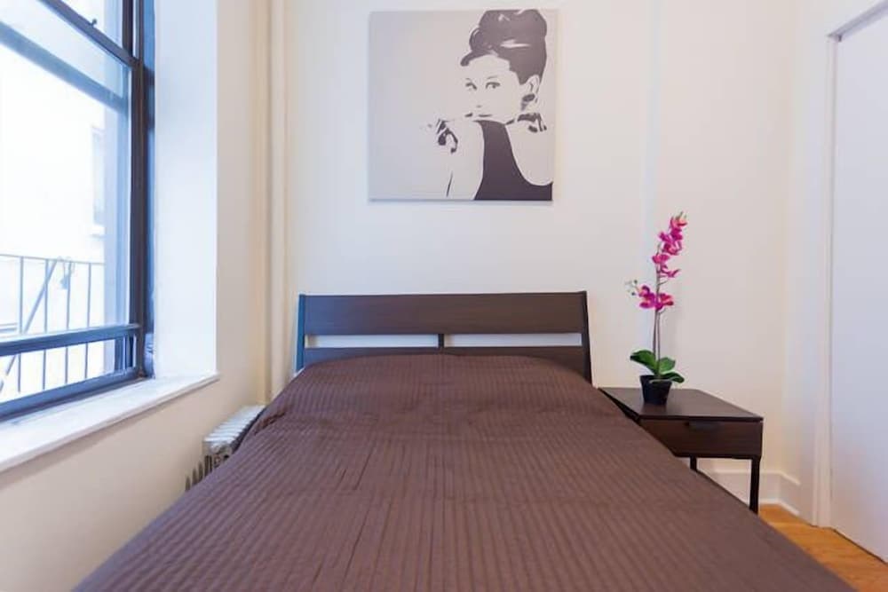 Beautiful 1 Bedroom Apartment