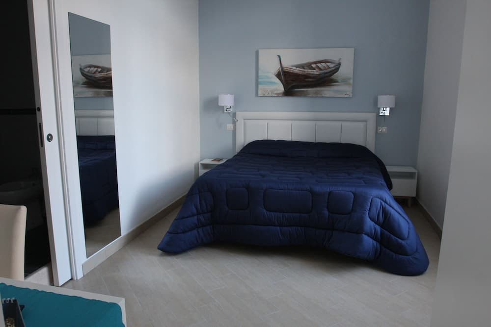 Base Napoli B&B