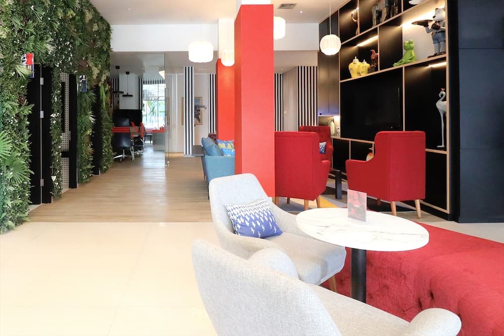 Lobi dinlenme salonu