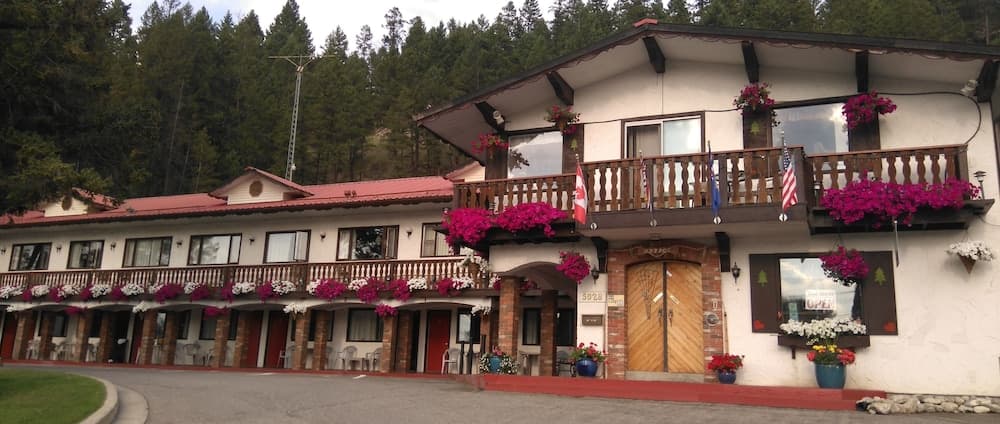 Gables Motel