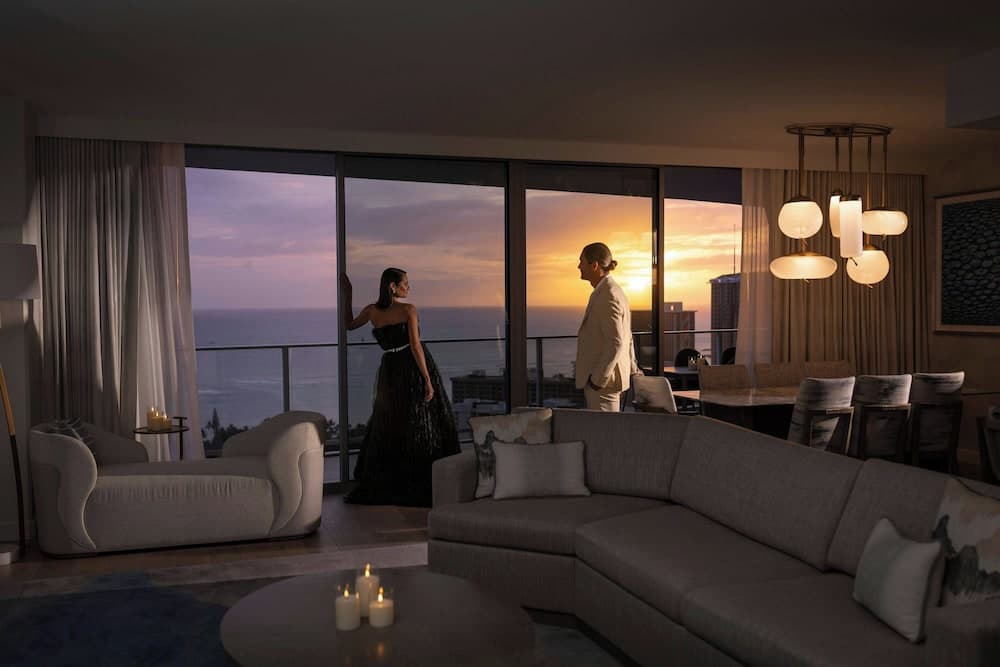 The Ritz-Carlton Residences, Waikiki Beach