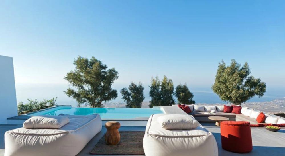 Santorini Heights