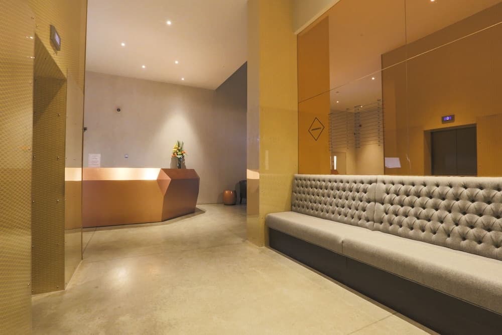 Lobi dinlenme salonu