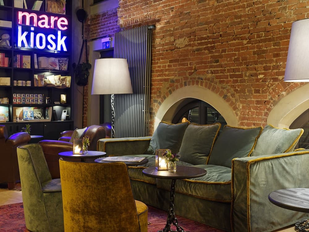 Lobi dinlenme salonu