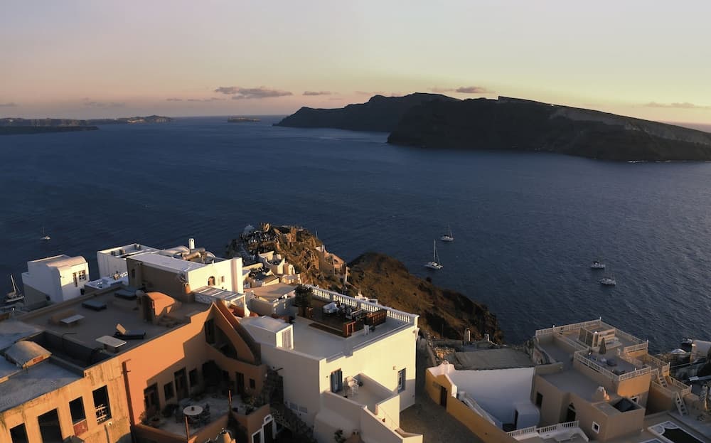 Oia Mansion