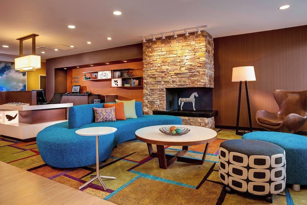 Fairfield Inn & Suites by Marriott Lincoln Southeast