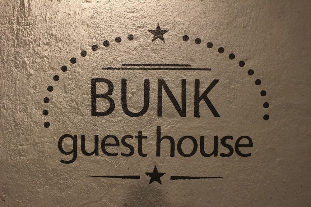 Bunk Guest House - Hostel
