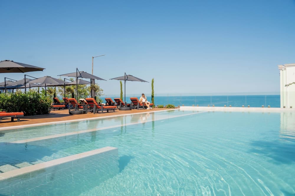 Aqua View Spa Boutique Hotel