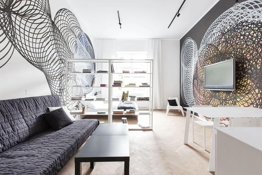Boom Apartments