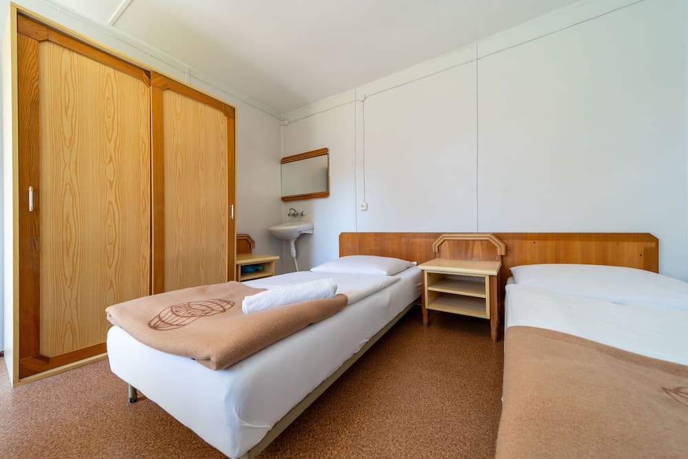 OW Gromada Pod Topolami