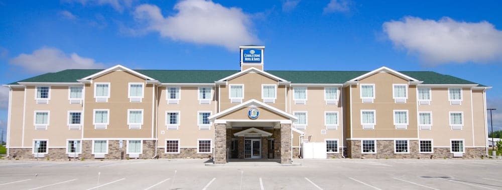 Cobblestone Hotel & Suites – Devils Lake