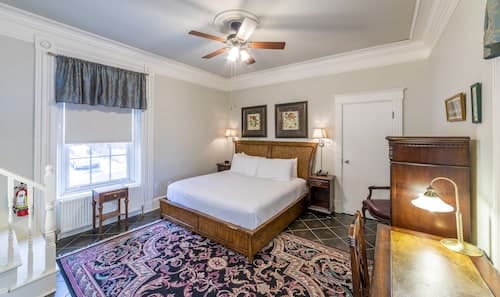 Chipman Hill Suites on Union
