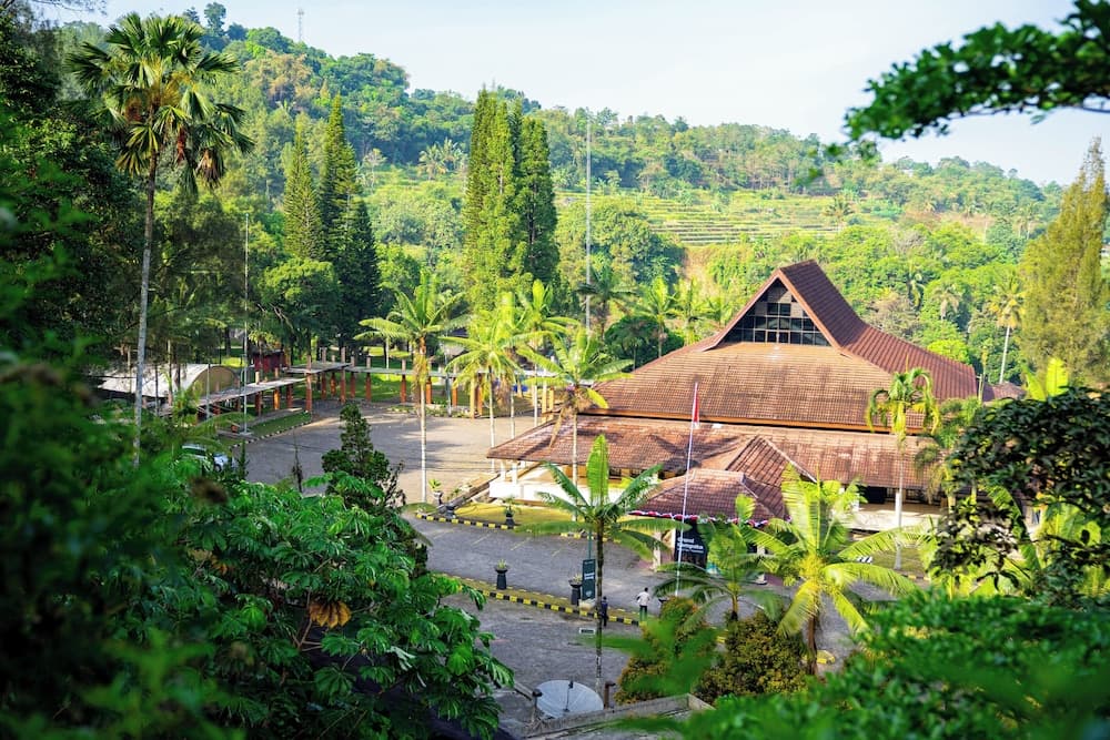 Grand Cempaka Resort Hotel