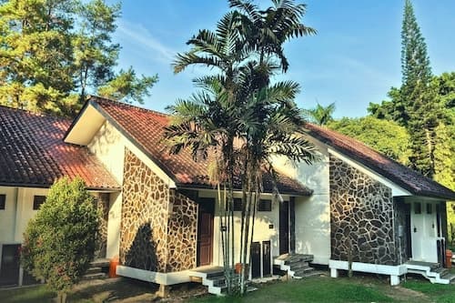 The Tavia Riverside Resort & Convention